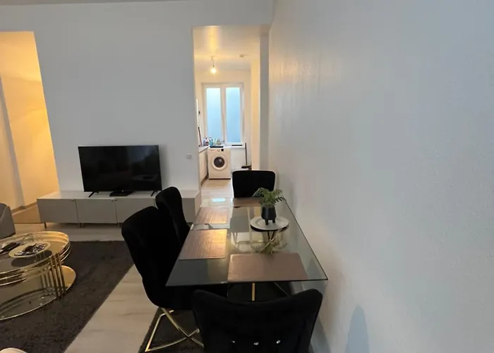 Modernes Am Limbecker Platz *